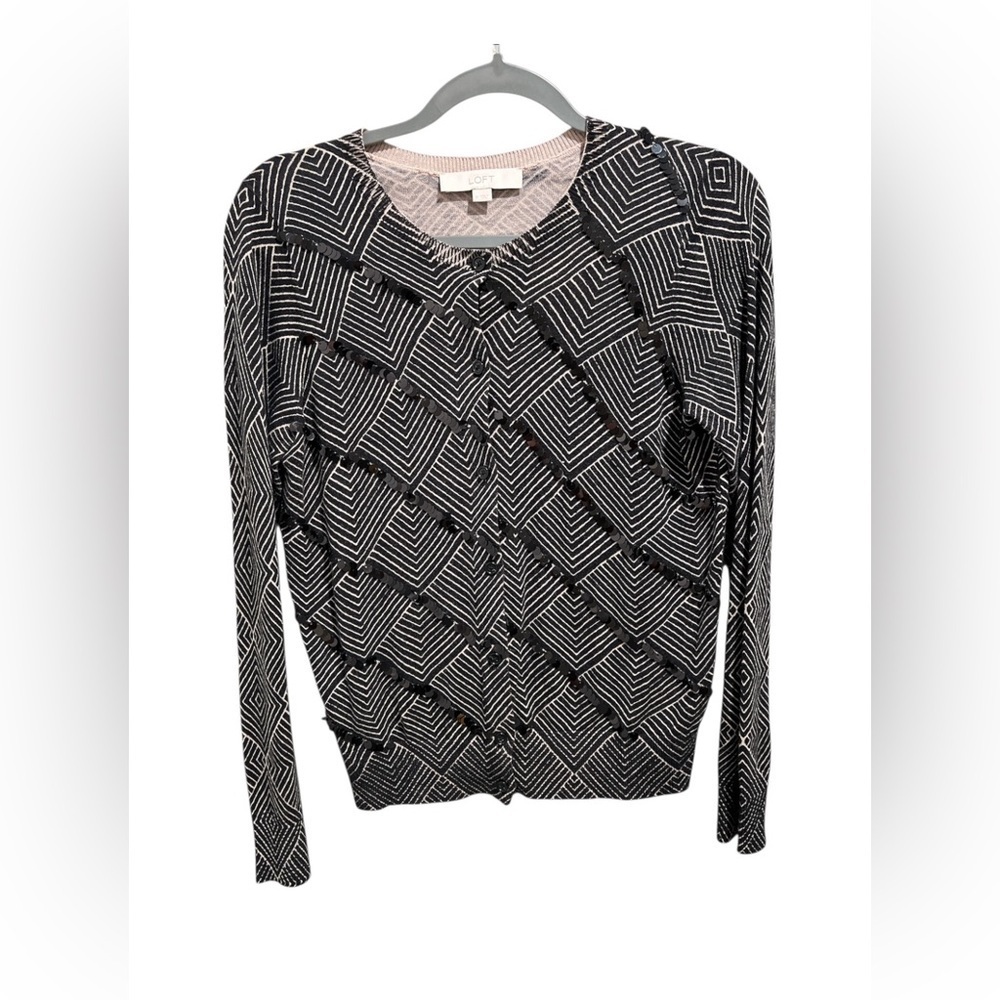 Women’s LOFT Black and White Patterned Cardigan Size M.